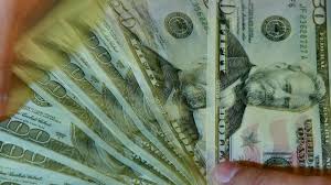 Volatilidade toma conta, petróleo e dólar voltam a subir, bolsa despenca