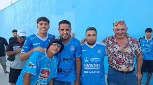 En fotos: la ilusión de hinchas del León del Imperio en la vuelta a Primera