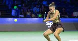 Prozorova stuns Eala in marathon Singapore comeback for first Top 20 win - wtatennis.com