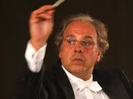 Bence Szepesi, clarinet. Dohnany Orchestra Roberto Paternostro, conductor - 4c694a8065b1e_b