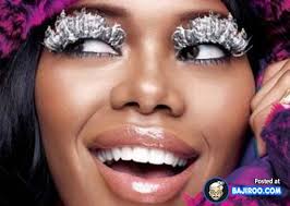 Bilderesultat for wtf eyelashes in the world