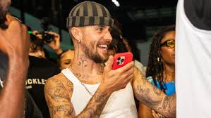 Bomba! Justin Bieber Lança 'Swag II' Sem Avisar! Prepare-se! - Imagen principal del artículo