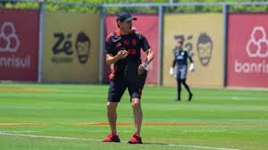 Ramón testa três variações no ataque do Inter para confronto direto contra o Vasco