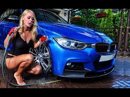 Risultati immagini per BMW SERIE 3 GT E GIRL