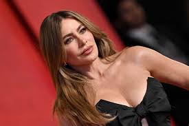 Sofia Vergara Stuns in a Teeny Tiny String Bikini While Smizing in Major Throwback Pictures