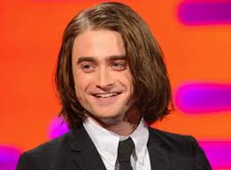 Daniel Radcliffe : mais qu&#39;est-ce donc que cette nouvelle coupe de cheveux ? 10/12/2013; 16h40. Commentaires69. Daniel Radcliffe : mais qu&#39;est-ce donc que ... - Daniel-Radcliffe-mais-qu-est-ce-donc-que-cette-nouvelle-coupe-de-cheveux_portrait_w674