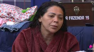 Darlin diz que Giovanna jogou poeira nela: 'Me senti mal'