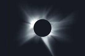 MICIU anticipa cómo será la corona solar del eclipse total del próximo 12 de agosto gracias al Superordenador de La Palma