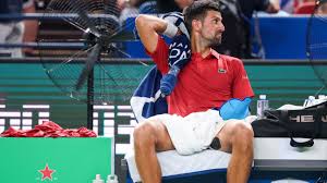 Djokovic Sorprende en Shanghai: ¿Leyenda Imparable o Nuevo Talento? - Imagen principal del artículo