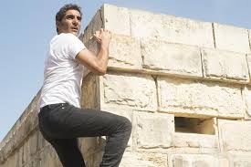 Résultat de recherche d'images pour "debarquement immediat bande annonce"