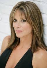 Nancy Lee Grahn (ex-Julia Wainwright) has just announced it by herself : she has re-signed for four new years with the soap General Hospital. - Julia297