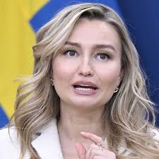 Busch utfärdar tidig varning för flygbränslebrist