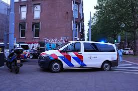 Jongen (17) neergestoken in Rotterdam-West, twee verdachten aangehouden