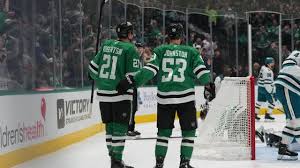 Jets' Eric Comrie: Snaps losing streak Saturday