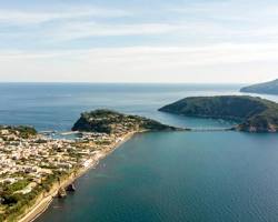 L'isolotto di Vivara, Procida