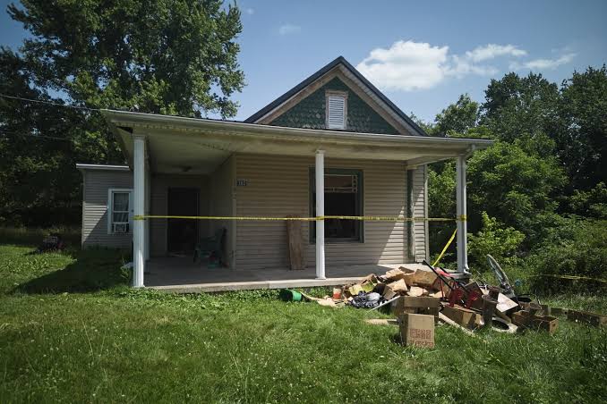 Ohio mother of 16 children found in squalid home pleads not guilty to endangering them; faces additional sexual battery charges