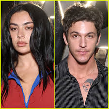 Just Jared - News update