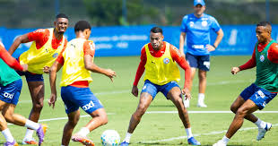 Bahia intensifica preparação para amistoso frente ao Fluminense; cinco jogadores devem ser desfalques