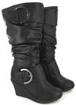 Womens black boots size 6