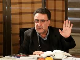 وکیل تاجزاده: او باید تا ۱۴۱۱ در زندان بماند/ ما هنوز مفاد حکم و استدلال آن را ندیده‌ایم