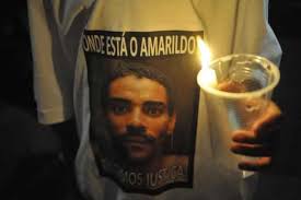 Caso Amarildo: PMs que assassinaram pedreiro mantêm aposentadoria e porte de arma