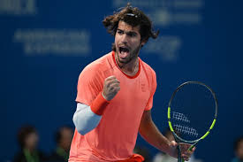 Alcaraz gana en su debut en el torneo de Tokio; Nishikori se retira del tenis