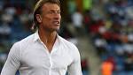حازم إمام يجتمع بمدرب المنتخب