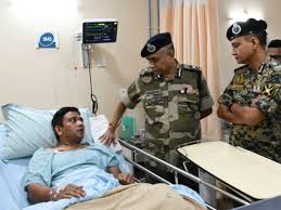 वीआईपी को बचाने के ल‍िए CISF जवान ने लगा दी जान की बाजी, टॉप अफसरों ने म‍िलकर क‍िया सलाम