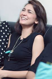 Hasil gambar untuk tentang luna maya