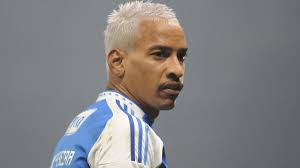 ¡Roja Directa! Martínez Expulsado: Cruzeiro Aplasta al Corinthians