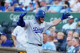Max Muncy's Mid-Season Turnaround: From Slump to Star