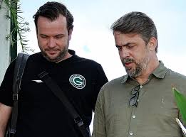 No Goiás, Michel Alves renova contrato com jogador até 2029