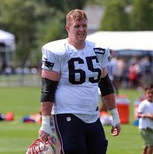 Former Patriots offensive lineman Jordan Devey dead at 38