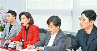 조선일보 - News update
