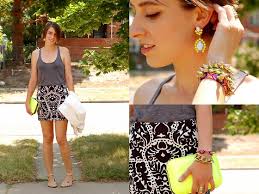 Kate Schneider - H&amp;M Skirt, H&amp;M Neon Earrings, Zara Neon Box Bag - Mini - 2337838_Recently_Updated