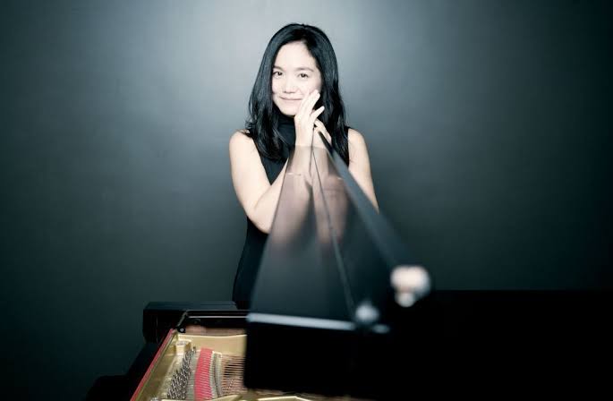 Hisako Kawamura is rediscovering music and rethinking concert programmes |  Bachtrack