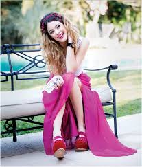 Résultat de recherche d'images pour "violetta acteurs"