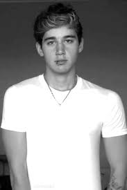 Znalezione obrazy dla zapytania Luke Brooks