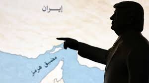 بعد عرض طهران.. ترامب ينشر صورة لمضيق هرمز باسمه