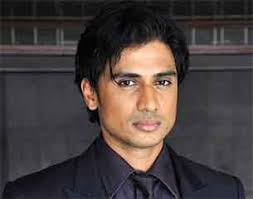 Actor Shiv Pandit managed to impress many with his performance in &quot;Shaitan&quot;, but the impact that he left on actor-producer Akshay Kumar is turning out to be ... - FE7_Actor-Shiv-Pandit
