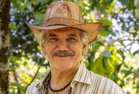 Jackson Antunes, famoso por interpretar vilões na dramaturgia, passa por transplante de rim e celebra nova vida