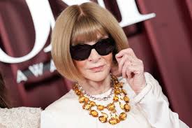 Anna Wintour Stuns After Ditching Signature Look in Rare Public Appearance