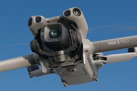 DJI Unveils Mini 5 Pro Drone with Advanced Sensor and Extended Battery Life, Faces US Market Challenges