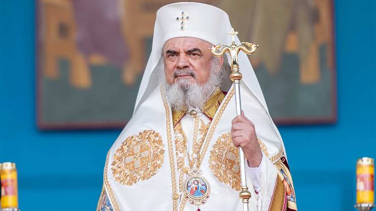 Patriarch Daniel of Romania marks 32nd anniversary of episcopal ordination - Basilica.ro