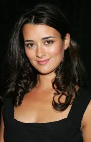 She has reportedly been injured multiple times on the set due to the action sequences. Cote de Pablo Net Worth. Share This on FacebookLike us on FB :) - cote-de-pablo