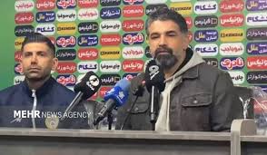بازیکنان آلومینیوم اراک با جان و دل بازی کردند - پارس فوتبال