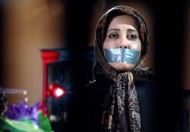 نتیجه تصویری برای گریم آشا محرابی با قیافه دیدنی در فیلم جدید