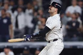 New York Yankees Star Could Play for Surprise Team in March