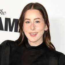 Alana Haim was a 'ball of emotion' watching Paul Thomas Anderson win his Oscars