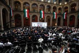 Deuda de Pemex bajó 20 mil mdd; la economía, estable y avanzando: Sheinbaum